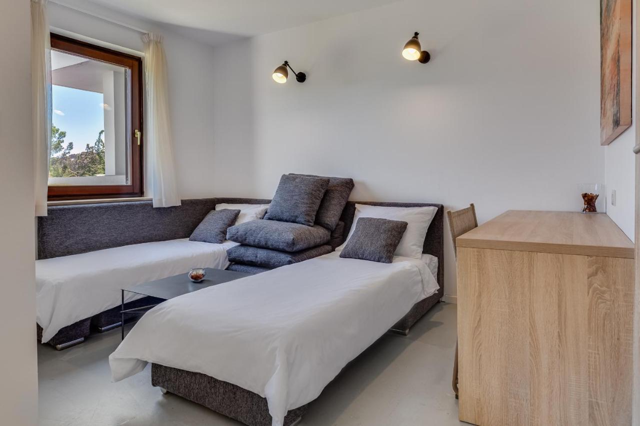 Apartments Jezera Lovisca מראה חיצוני תמונה