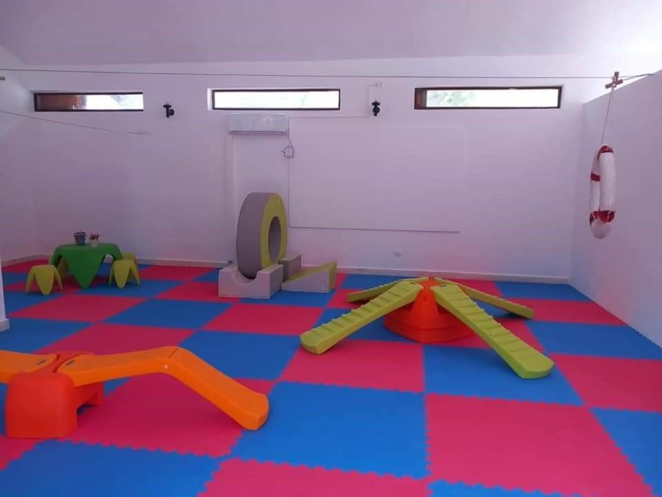 Apartments Jezera Lovisca מראה חיצוני תמונה