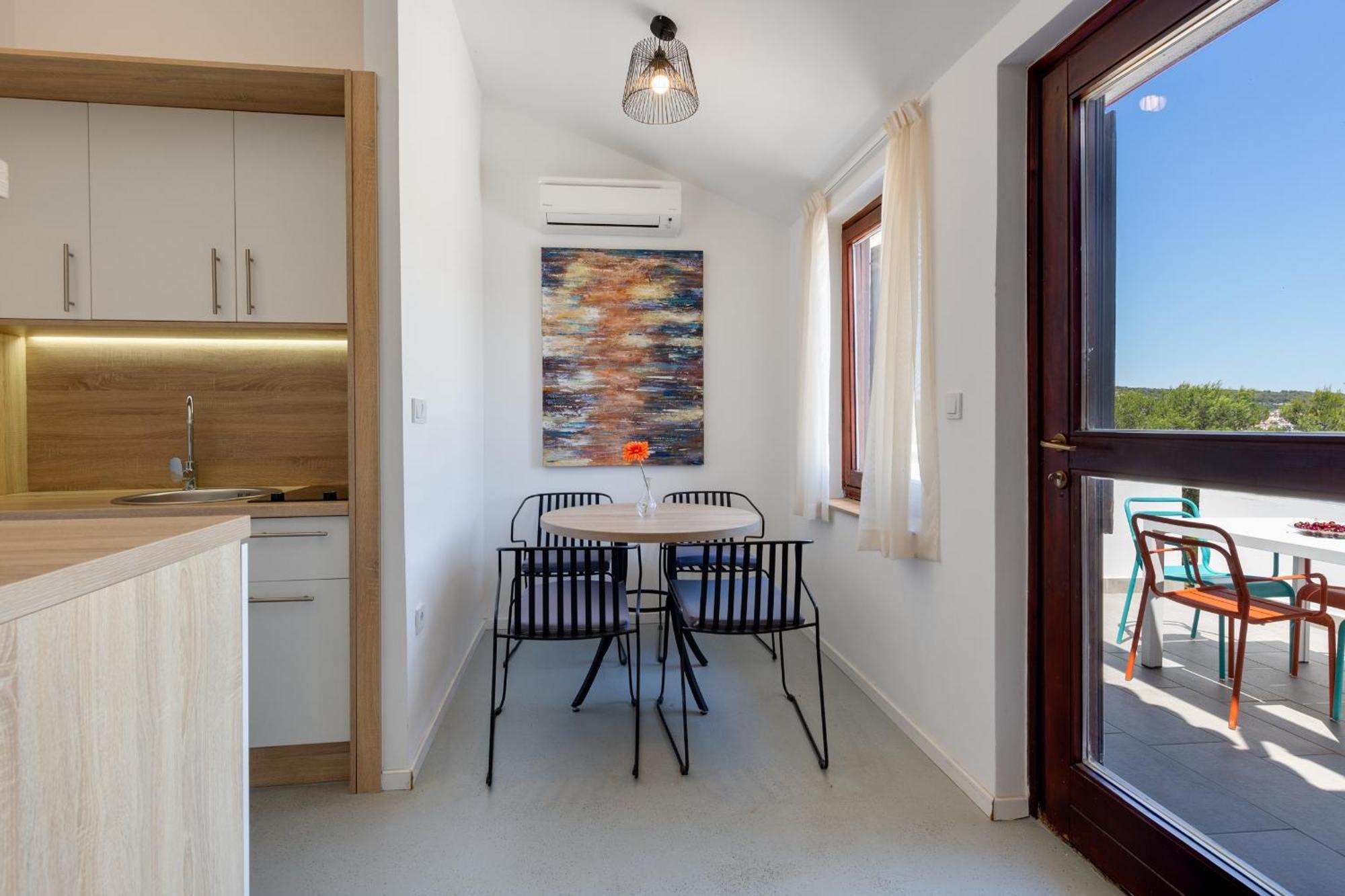 Apartments Jezera Lovisca מראה חיצוני תמונה