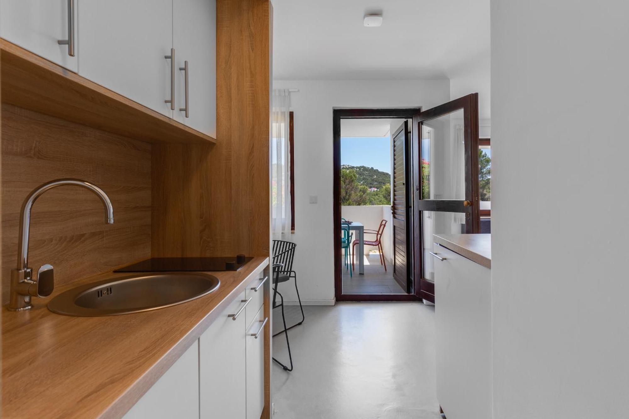 Apartments Jezera Lovisca מראה חיצוני תמונה